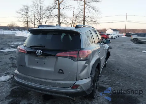 2018 Toyota Rav4 Adventure из США, поврежденный, VIN 2T3RFREV3JW843587